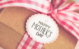 Mothers Day Pictures Free 300x188 Photos Mothers Day صور عيد الام, اجمل صور لعيد الام