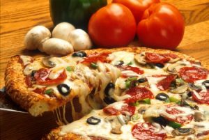 صور بيتزا رمزيات وخلفيات بيتزا Pizza بجودة عالية 4 450x302 300x201 صور رمزيات بيتزا , خلفيات بيتزا جديدة