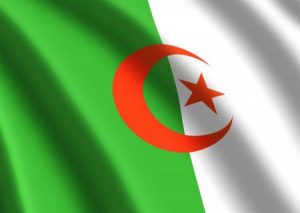 صور علم الجزائر 4 1 450x319 300x213 صور علم الجزائر , رمزيات العلم الجزائري والنجمه والهلال