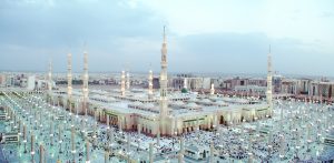 صورة واسعة للمسجد النبوى 300x147 صور المسجد الحرام , صور المسجد النبوى الشريف في قمة الروعة
