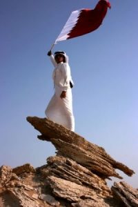 علم دولة قطر 1 300x450 200x300 صور علم قطر , رمزيات وخلفيات للعلم القطري