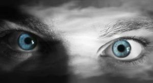 عيون زرقاء 4 450x245 300x163 صور رمزيات عيون باللون الازرق وخلفيات وصور عيون زرقاء