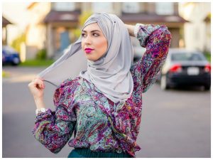 ربطات حجاب 4 300x225 صور لفات الحجاب المميزة , اشكال جديدة واستايلات للحجاب